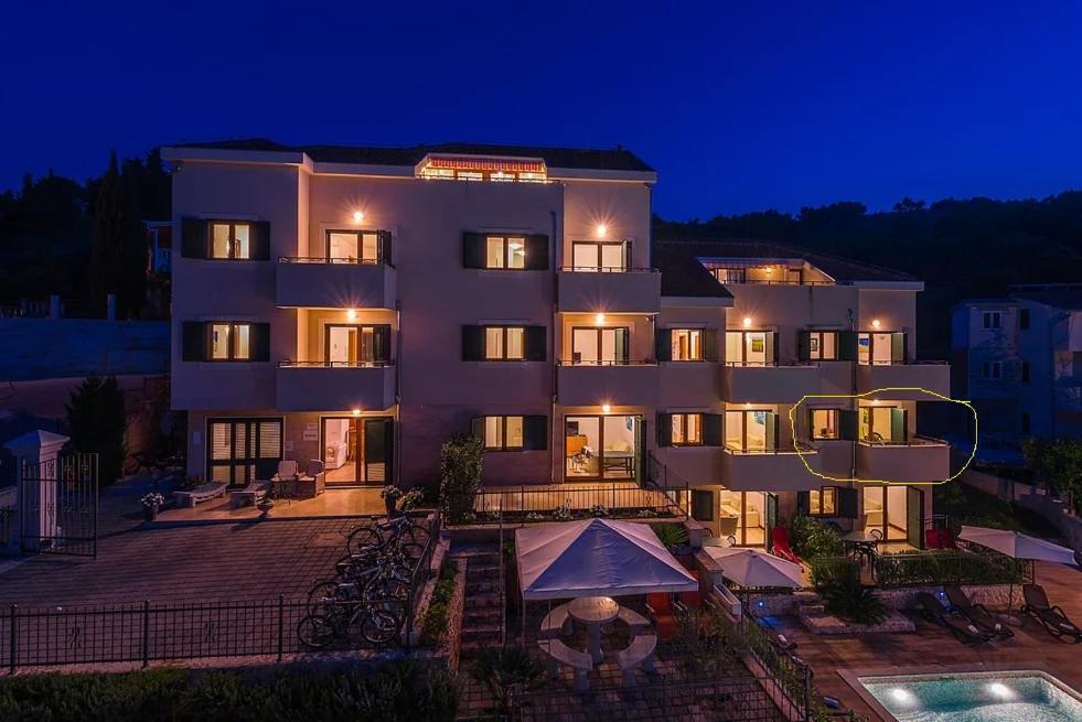 Apartament Slatine No 1 スラティネ エクステリア 写真